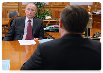 Prime Minister Vladimir Putin meeting with Tyumen Region Governor Vladimir Yakushev|21 may, 2011|12:14