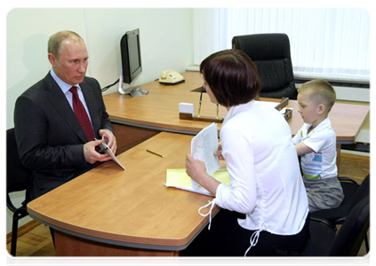 Prime Minister Vladimir Putin meeting with citizens in the public reception office of United Russia’s chairman in Pskov|23 may, 2011|17:23