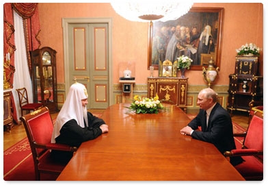 Prime Minister Vladimir Putin congratulates Patriarch Kirill of Moscow and All Russia on his name day, presents him with an icon, and lauds the Russian Orthodox Church for its work to promote Russian cultural traditions