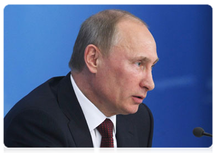 Prime Minister Vladimir Putin holds a video conference to present the Strategic Initiatives Agency|25 may, 2011|15:03