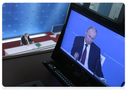 Prime Minister Vladimir Putin holds a video conference to present the Strategic Initiatives Agency|25 may, 2011|15:57