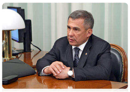 Head of Tatarstan Rustam Minnikhanov during a meeting with Prime Minister Vladimir Putin|28 may, 2011|13:34