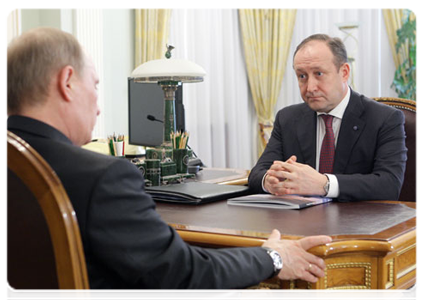 Sergei Frank, general director of the state shipping company Sovcomflot, during his meeting with Prime Minister Vladimir Putin|3 may, 2011|11:32