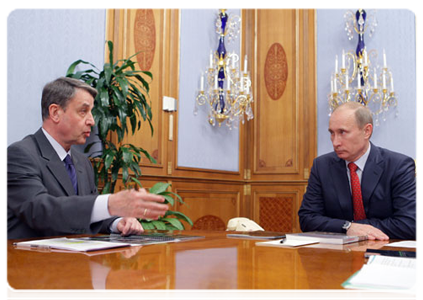 Prime Minister Vladimir Putin at a meeting with Minister of Culture Alexander Avdeyev and Director of the State Hermitage Museum Mikhail Piotrovsky|3 may, 2011|14:55