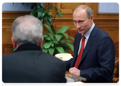 Prime Minister Vladimir Putin at a meeting with Minister of Culture Alexander Avdeyev and Director of the State Hermitage Museum Mikhail Piotrovsky|3 may, 2011|14:56