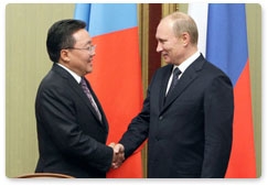 Prime Minister Vladimir Putin meets with Mongolian President Tsakhiagiin Elbegdorj