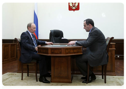 Prime Minister Vladimir Putin holds a meeting with Rashid Temrezov, head of the Karachayevo-Circassian Republic|4 may, 2011|19:39