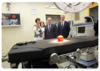 Prime Minister Vladimir Putin visiting the Federal Research and Clinical Centre for Children’s Hematology, Oncology and Immunology|1 june, 2011|18:55