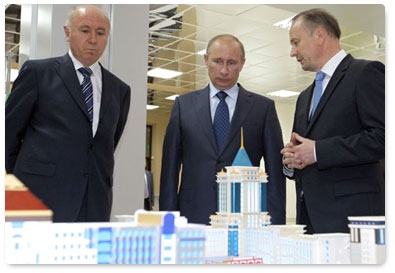 Prime Minister Vladimir Putin visits the National Culture Institute, a branch of the Nikolai Ogarev State University of Mordovia