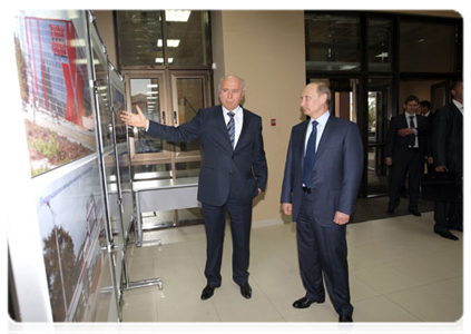 Prime Minister Vladimir Putin at the National Culture Institute, a branch of the Nikolai Ogarev State University of Mordovia|10 june, 2011|20:32