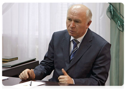 Head of the Republic of Mordovia Nikolai Merkushkin at a meeting with Prime Minister Vladimir Putin|10 june, 2011|21:39