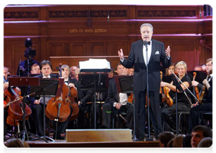 Prime Minister Vladimir Putin speaking at the Tchaikovsky Competition opening ceremony|14 june, 2011|20:27