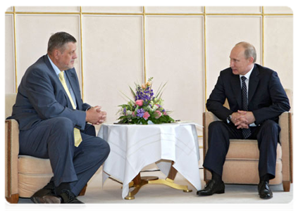 Prime Minister Vladimir Putin meets with Executive Secretary of the United Nations Economic Commission for Europe Jan Kubiš|15 june, 2011|15:46