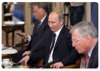 Председатель Правительства Российской Федерации В.В.Путин встретился с активом Ассоциации «Российско-французский диалог»|21 июня, 2011|14:39