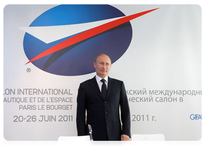 В присутствии Председателя Правительства Российской Федерации В.В.Путина в Ле-Бурже был подписан ряд документов|21 июня, 2011|21:30
