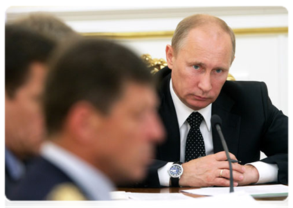 Prime Minister Vladimir Putin at the Government Presidium meeting|22 june, 2011|15:35