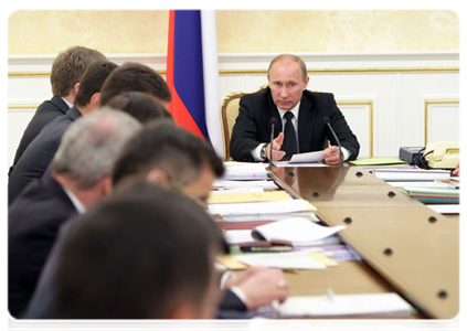 Prime Minister Vladimir Putin at the Government Presidium meeting|22 june, 2011|15:35