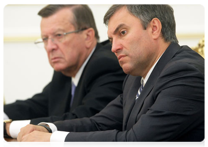 Deputy Prime Minister and Chief of Staff of the Government Executive Office Vyacheslav Volodin and First Deputy Prime Minister Viktor Zubkov at a Government Presidium meeting|22 june, 2011|15:35