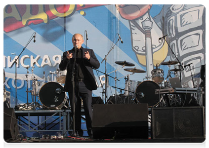 Prime Minister Vladimir Putin giving an address at an anti-drug campaign concert|23 june, 2011|20:30