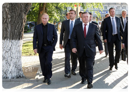 Prime Minister Vladimir Putin attends a concert in Rostov-on-Don organised by the National Anti-Drug Campaign|23 june, 2011|20:41