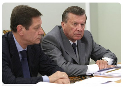 Deputy Prime Minister Alexander Zhukov and First Deputy Prime Minister Viktor Zubkov at a meeting on budget policy and basic budget indices for 2012-2014|27 june, 2011|21:19