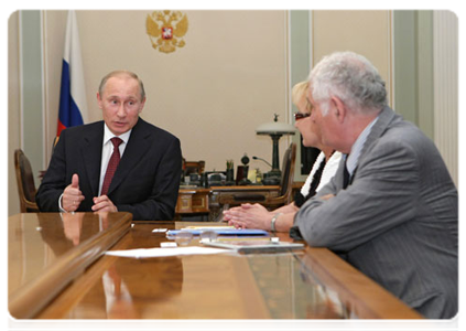 Prime Minister Vladimir Putin at a healthcare conference|29 june, 2011|19:33