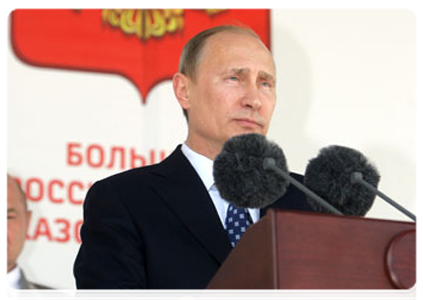 Prime Minister Vladimir Putin at the opening ceremony of the Big Novorossiisk Tunnel on the North Caucasus Railway|3 june, 2011|18:54