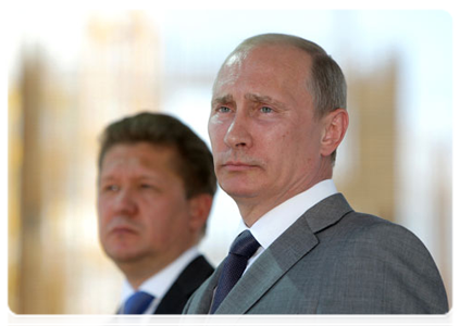 Prime Minister Vladimir Putin at the Dzhubga-Lazarevskoye-Sochi pipeline start-up ceremony|6 june, 2011|16:51