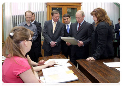 Prime Minister Vladimir Putin on a visit to Moscow State University of Railway Communications|8 june, 2011|19:38