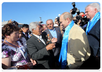 Prime Minister Vladimir Putin visiting the village of Tungui in Buryatia|1 july, 2011|17:52