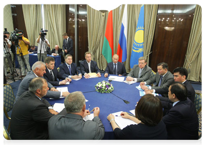 The prime ministers of Russia, Belarus and Kazakhstan hold trilateral talks following the conference “From Customs Union to Common Economic Space”|12 july, 2011|17:09