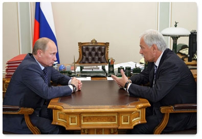 Prime Minister Vladimir Putin meets with State Duma Speaker Boris Gryzlov, Chairman of the United Russia Party’s Supreme Council