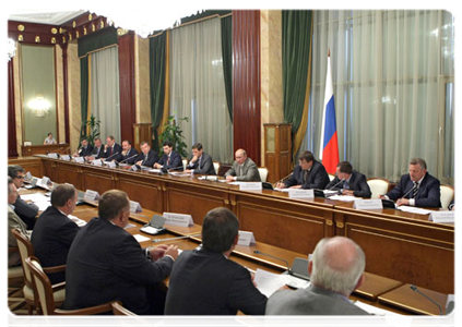 Prime Minister Vladimir Putin chairs a meeting of the organising committee for the celebration of Pyotr Stolypin’s 150th birthday anniversary|13 july, 2011|16:35