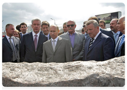 Prime Minister Vladimir Putin taking part in laying the foundation stone for a monument to Pyotr Stolypin, following a meeting of the organising committee for the celebration of the prominent politician's 150th birthday anniversary|13 july, 2011|17:25