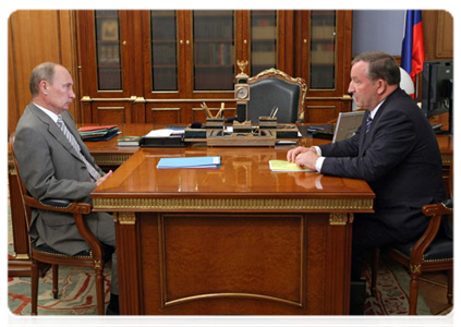 Prime Minister Vladimir Putin meeting with Altai Region Governor Alexander Karlin|13 july, 2011|21:39