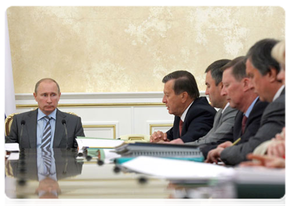 Prime Minister Vladimir Putin at a Government Presidium meeting|14 july, 2011|16:38