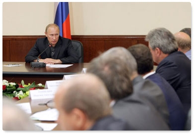 Prime Minister Vladimir Putin chairs a meeting in Kazan of the government commission investigating the Bulgaria shipwreck