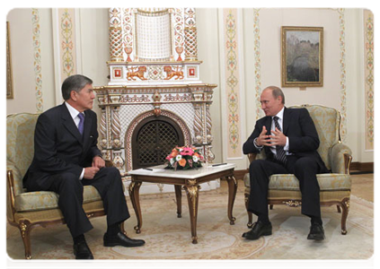 Prime Minister Vladimir Putin with his Kyrgyz counterpart Almazbek Atambayev|20 july, 2011|22:54