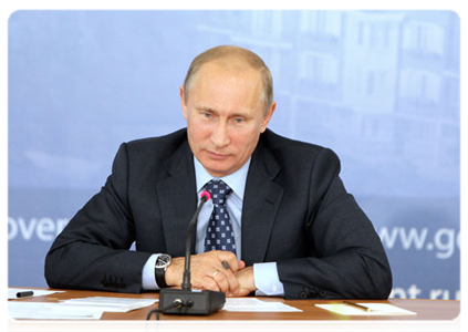 Prime Minister Vladimir Putin chairing a meeting on low-rise housing construction at Stupino|22 july, 2011|16:45