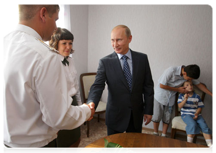 Prime Minister Vladimir Putin on a visit to Vityazi, a new residential complex for army servicemen in Balashikha, near Moscow|22 july, 2011|20:07