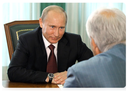 Prime Minister Vladimir Putin meeting with Duma Speaker Boris Gryzlov, who also chairs United Russia’s Supreme Council|26 july, 2011|20:07