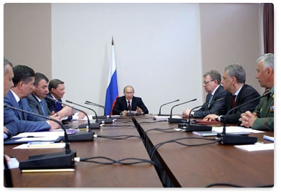 Prime Minister Vladimir Putin holds a meeting on the issue of defence procurement