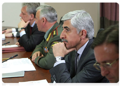 United Aircraft Building Corporation CEO Mikhail Pogosyan at a meeting on the issue of defence procurement|26 july, 2011|20:35