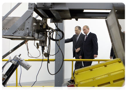 Prime Minister Vladimir Putin at the Joint Institute for Nuclear Research in Dubna|5 july, 2011|17:03