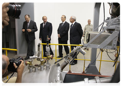 Prime Minister Vladimir Putin at the Joint Institute for Nuclear Research in Dubna|5 july, 2011|17:09