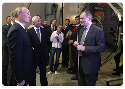 Prime Minister Vladimir Putin at the Joint Institute for Nuclear Research in Dubna|5 july, 2011|17:09