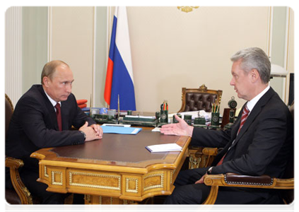 Prime Minister Vladimir Putin at a meeting with Moscow Mayor Sergei Sobyanin|6 july, 2011|12:14