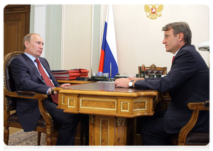 Prime Minister Vladimir Putin at a meeting with Sberbank head German Gref|6 july, 2011|16:22