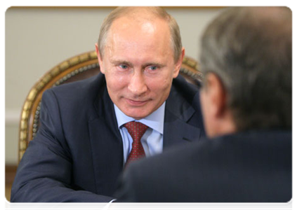 Prime Minister Vladimir Putin at a meeting with Sberbank head German Gref|6 july, 2011|16:22