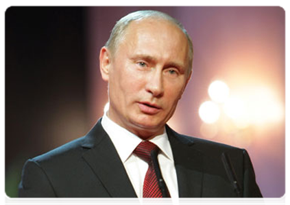 Prime Minister Vladimir Putin attends a gala concert of world opera stars devoted to the 50th anniversary of ties between the sister cities of St Petersburg and Dresden|7 july, 2011|21:12